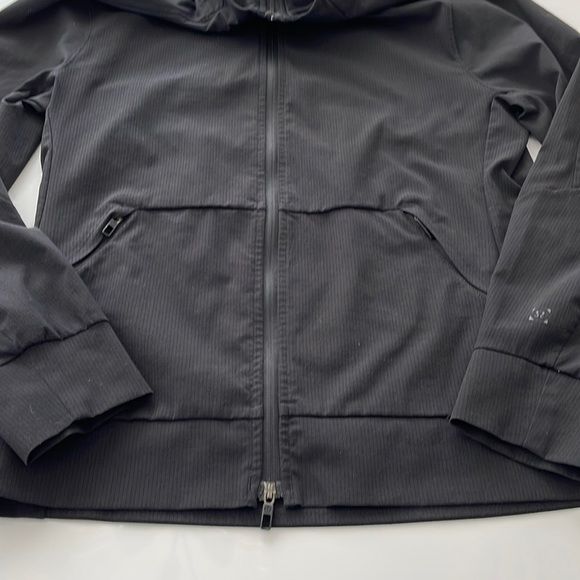 Lululemon Airing Easy Jacket Black XS - Picture 3 of 5